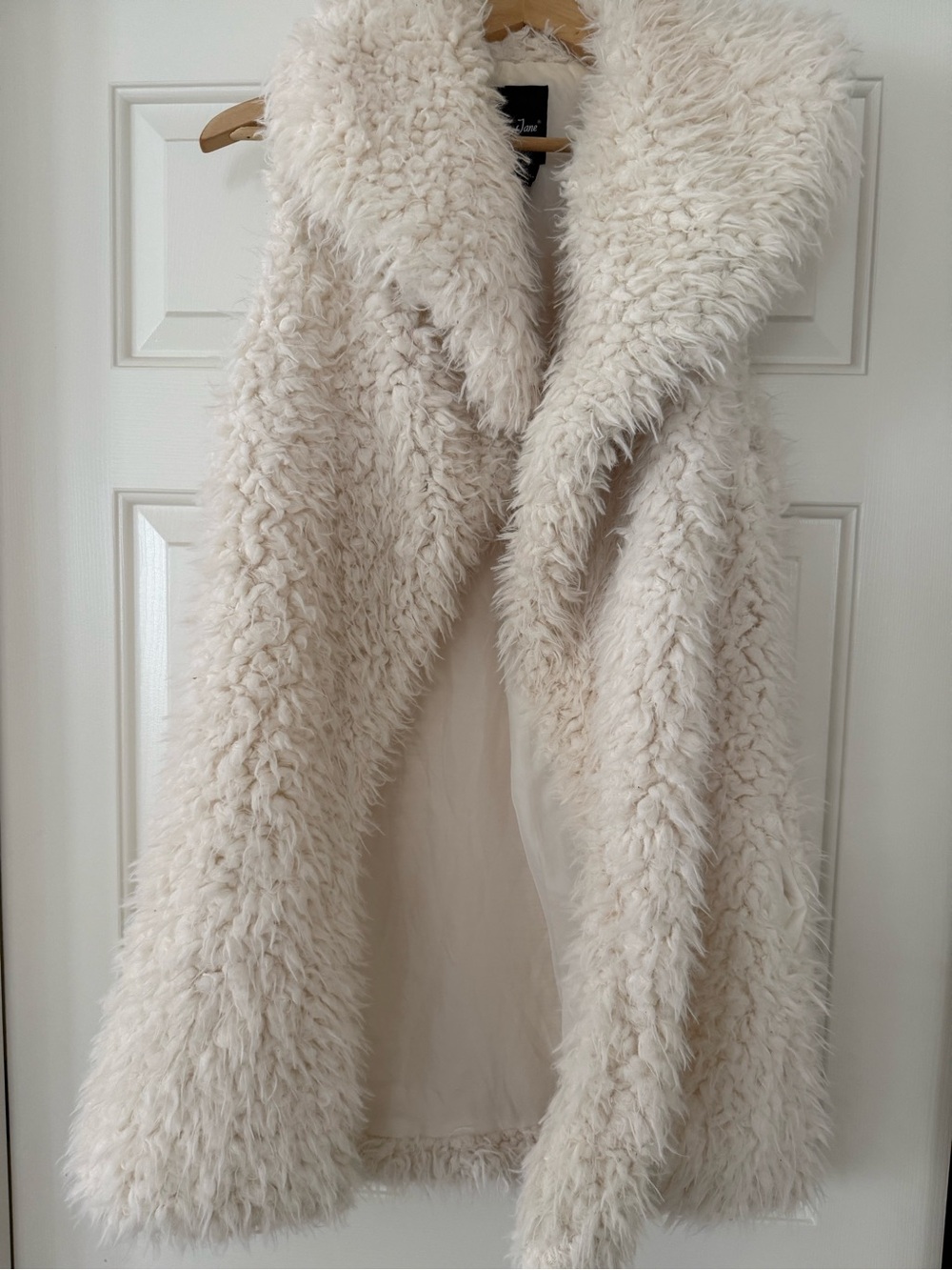 Me Jane Cream Faux Shearling Open-Front Long Teddy Vest